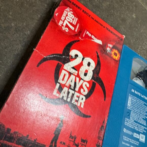 28 Days Later (VHS 2004) Blue Tape Blockbuster Vintage Cillian Zombie Horror - Picture 5 of 5